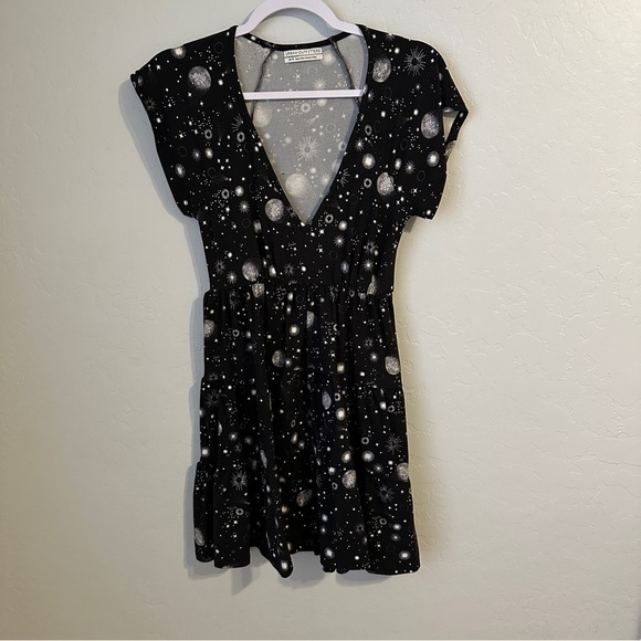 Urban Outfitters Julia Star Moon Space Short Sleeve Mini Dress Size‎ XS - Picture 2 of 6
